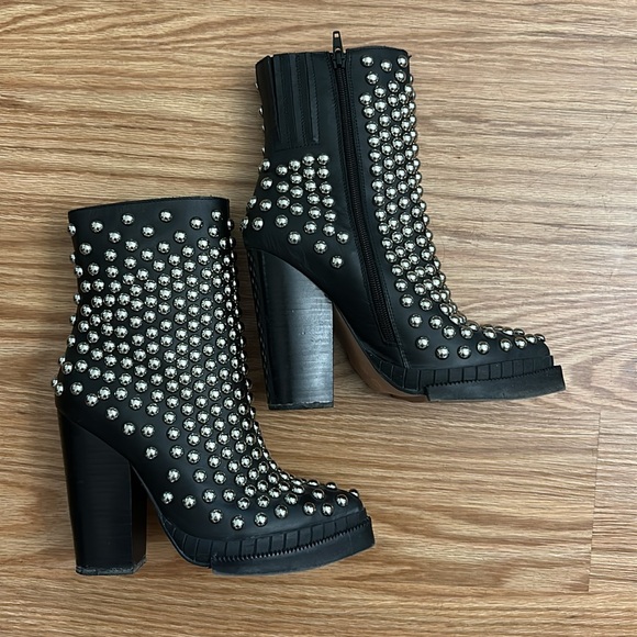 Jeffrey Campbell boots - Picture 3 of 6
